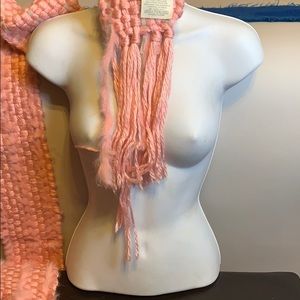 Pink Scarff. Liz Claiborne 100%Rabit Fur.30%Wool